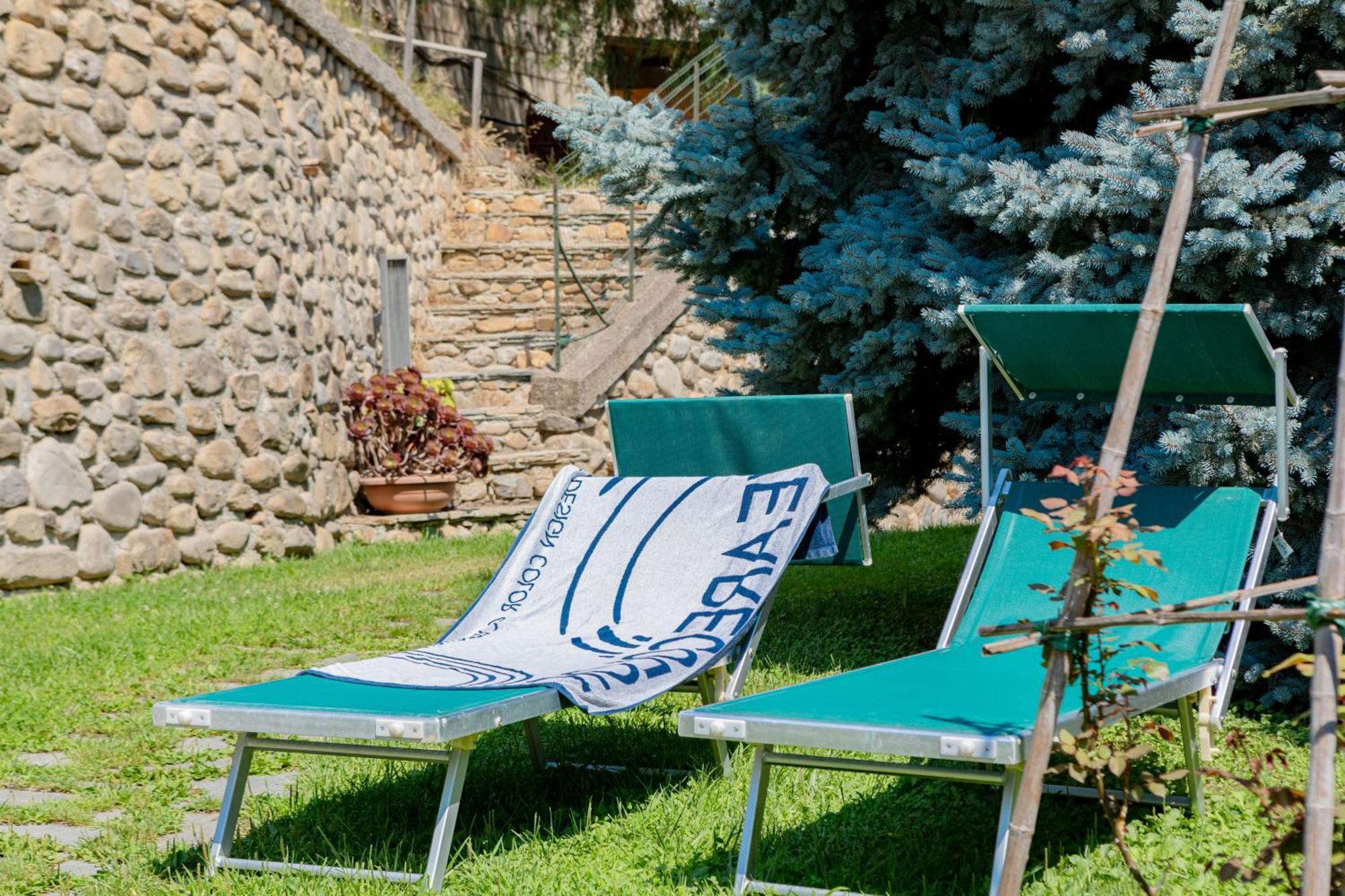 H11 Oasi Serena Parcheggio-Giardino Taggia Exteriér fotografie
