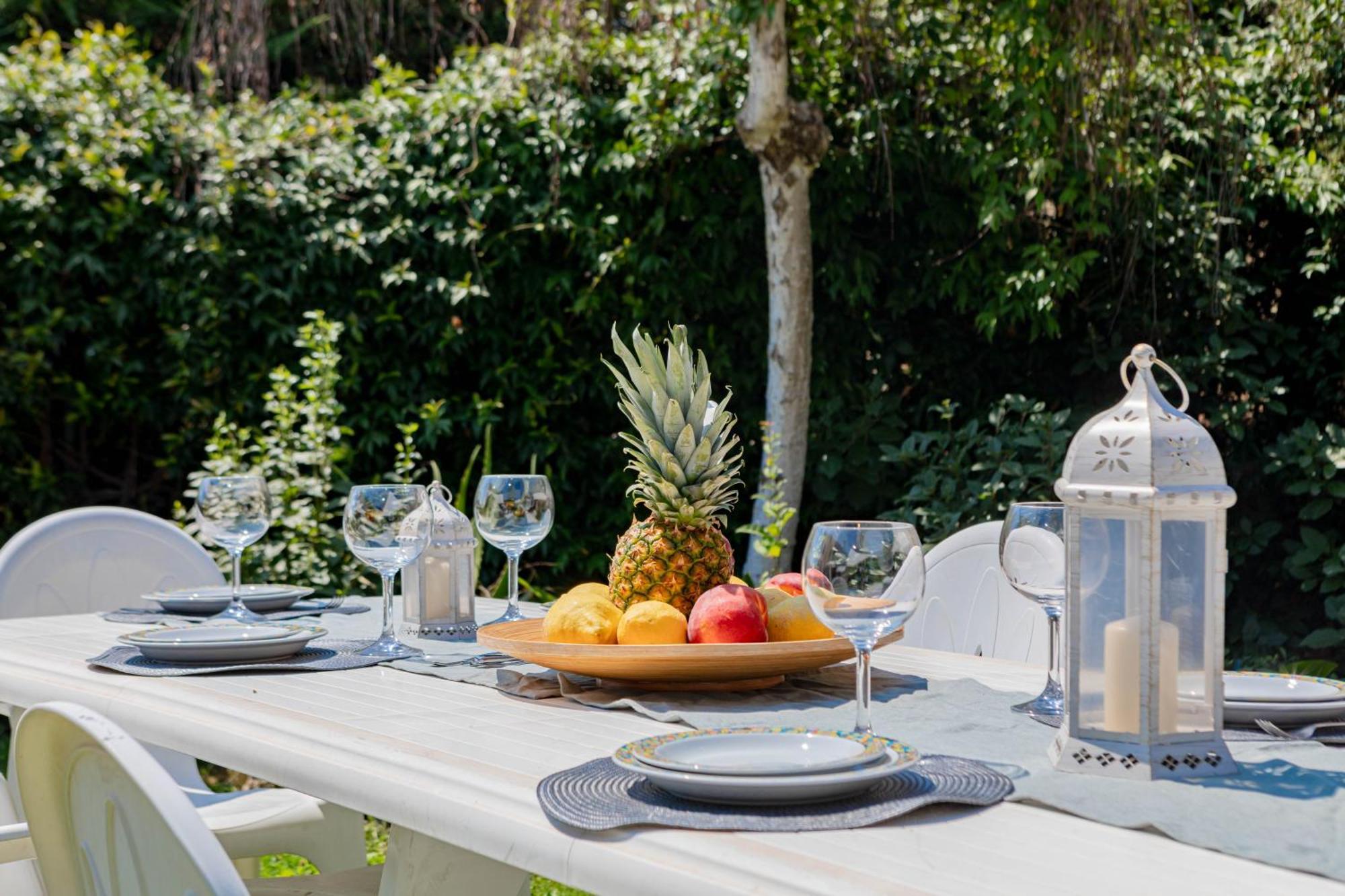 H11 Oasi Serena Parcheggio-Giardino Taggia Exteriér fotografie